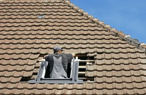 Pose de velux - Le Mesnil-Saint-Denis